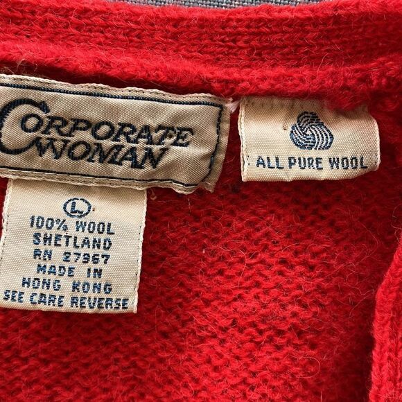Corporate Woman red 100% wool button front sleeveless sweater size L - Picture 4 of 7